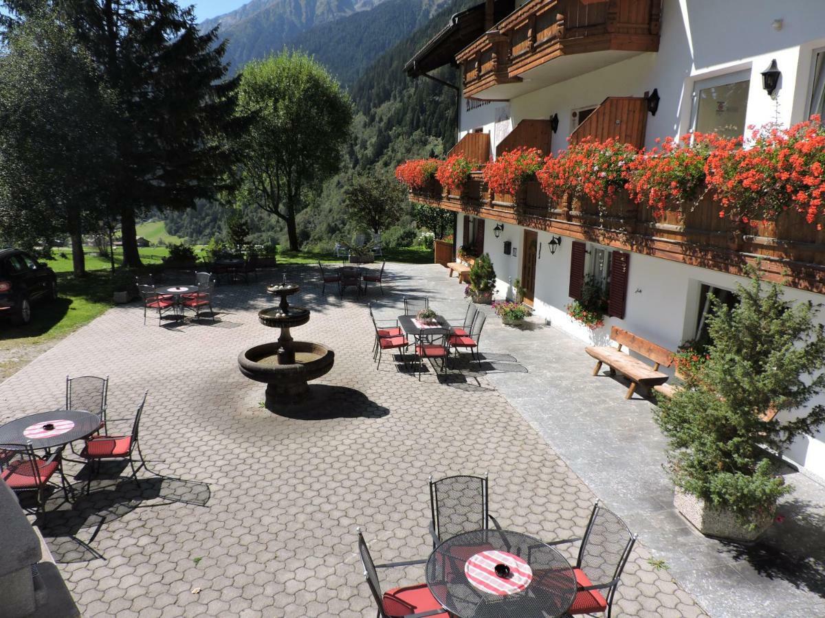 Kuehlerhof Aparthotel Anterselva di Mezzo Exterior foto