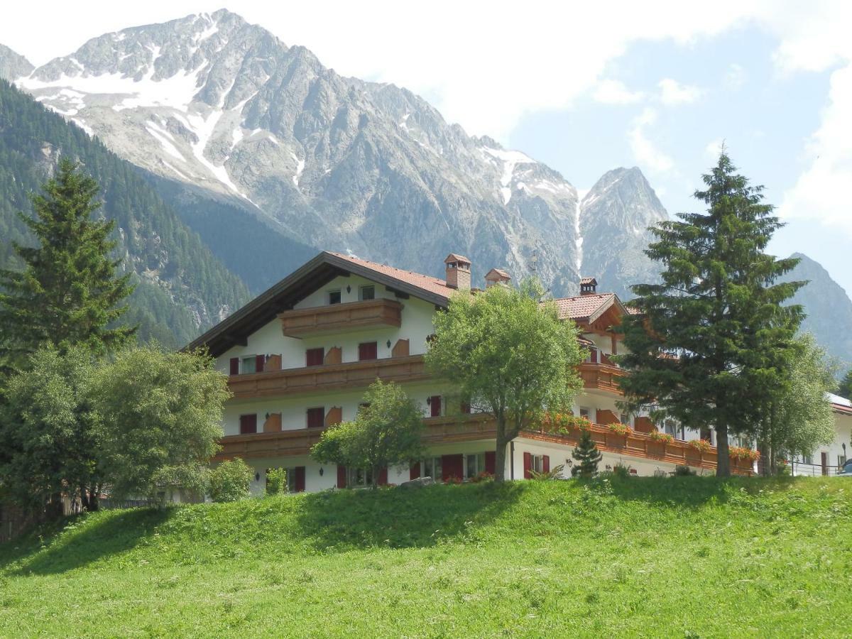 Kuehlerhof Aparthotel Anterselva di Mezzo Exterior foto