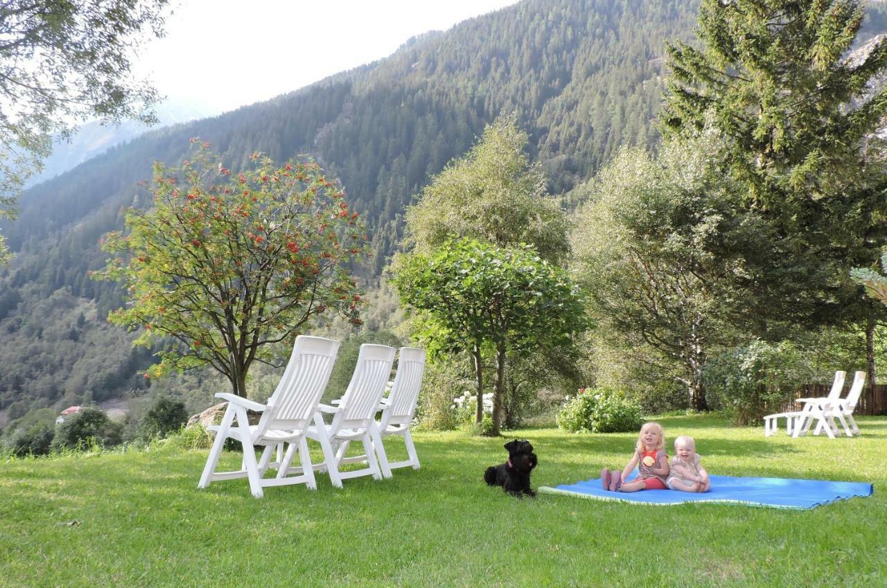 Kuehlerhof Aparthotel Anterselva di Mezzo Exterior foto